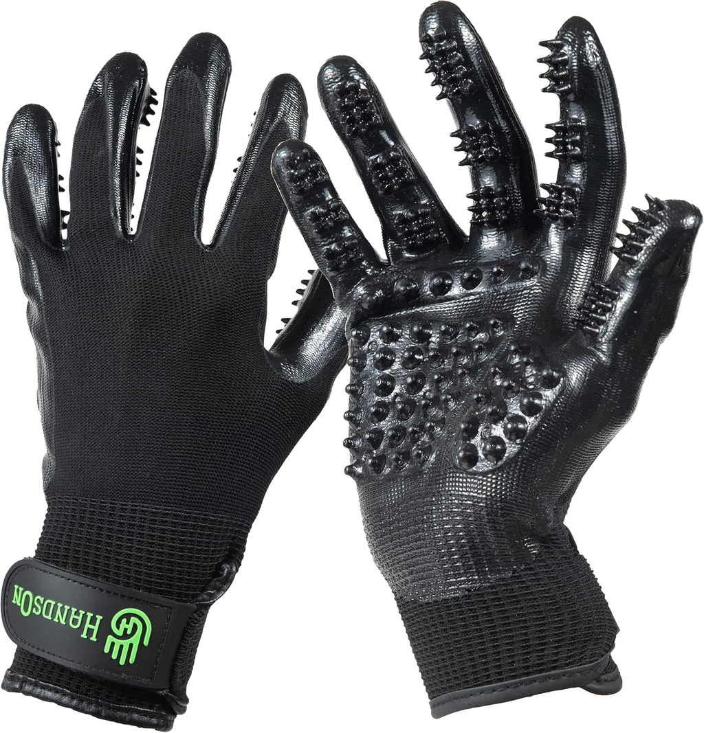 Aloe & Oats Dog Shampoo + Grooming Gloves Bundle