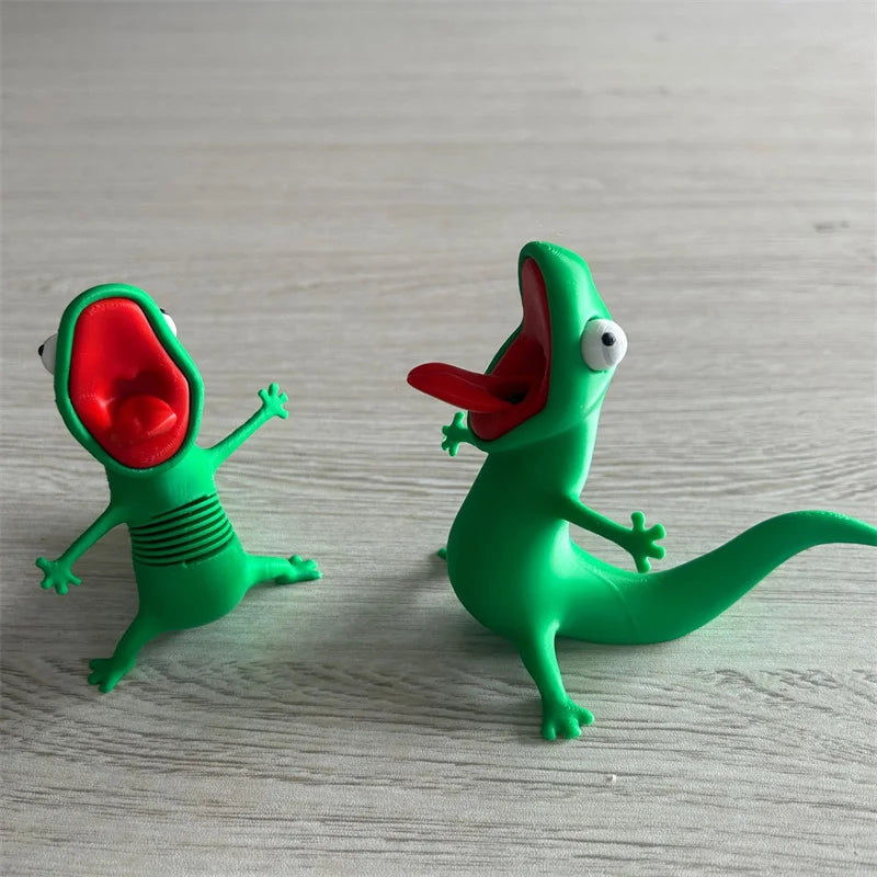 3D Printed Cute Lizard Tom Desktop Pendant Swinging Head Car Mini Decorative Pendant Anime Beaver Cute Lizard Cartoon Decor Gift